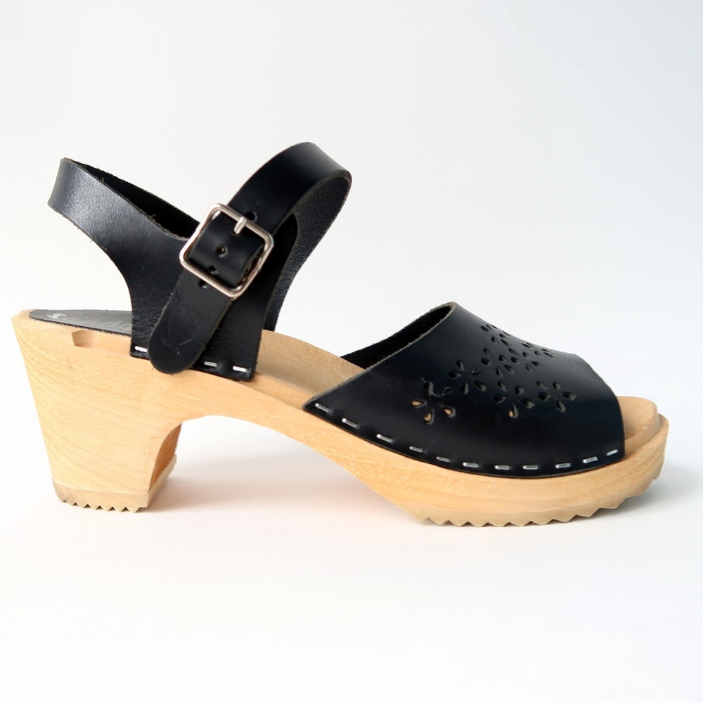 Sandgren's Swedish Leather and Wood Woman's Clogs